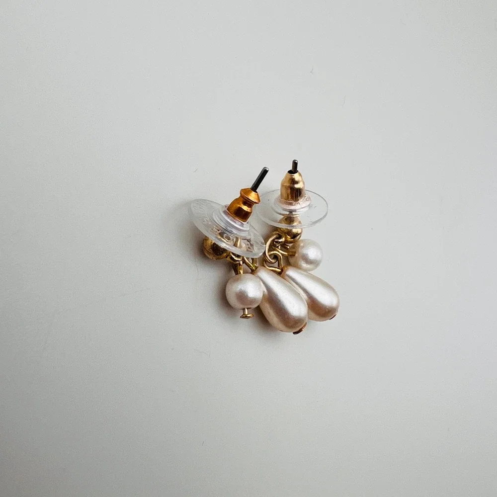 Premier Designs faux pearl